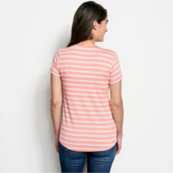 Orvis  Relaxed Perfect  Tee  classic Fit Striped Peach /Blue/White  Size XS - Picture 2 of 6